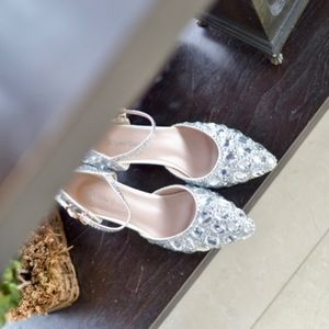 Crystal rhinestone shoes size 6.5